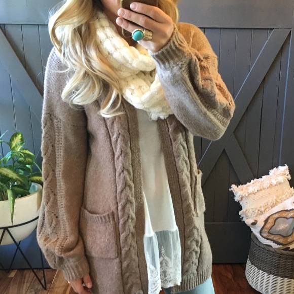 Sweaters - Last One! Flash Sale!  Cable Knit Cardigan Sweater